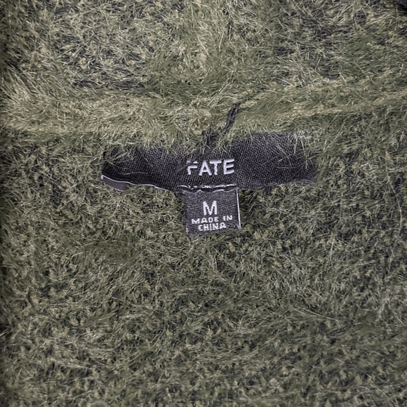 Fate Fuzzy Camo Cardigan - Picture 6 of 6